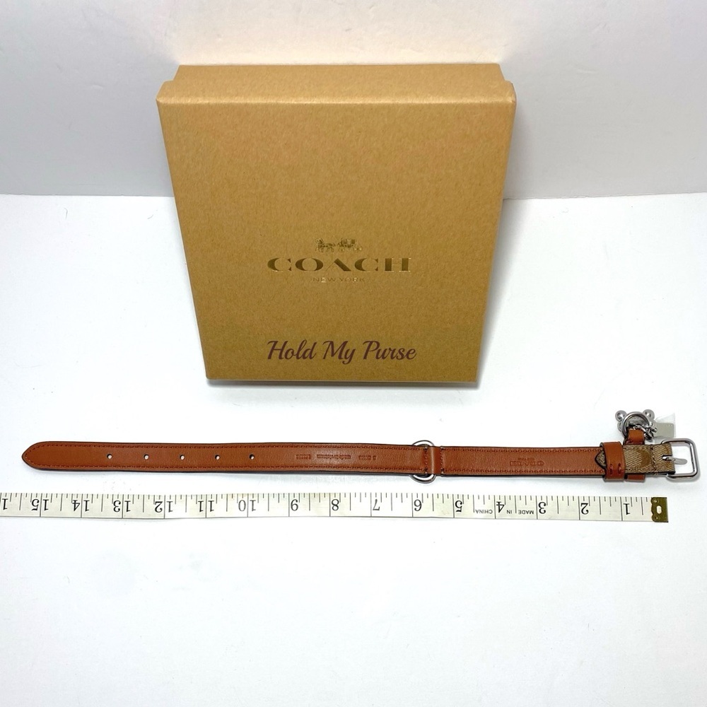 Coach Small Dog Collar Brown Khaki Signature C Includes an Apple AirTag Tracker - Picture 8 of 12